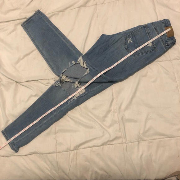 3/20$ American Eagle - Blue Denim Skinny Jeans - Picture 3 of 4